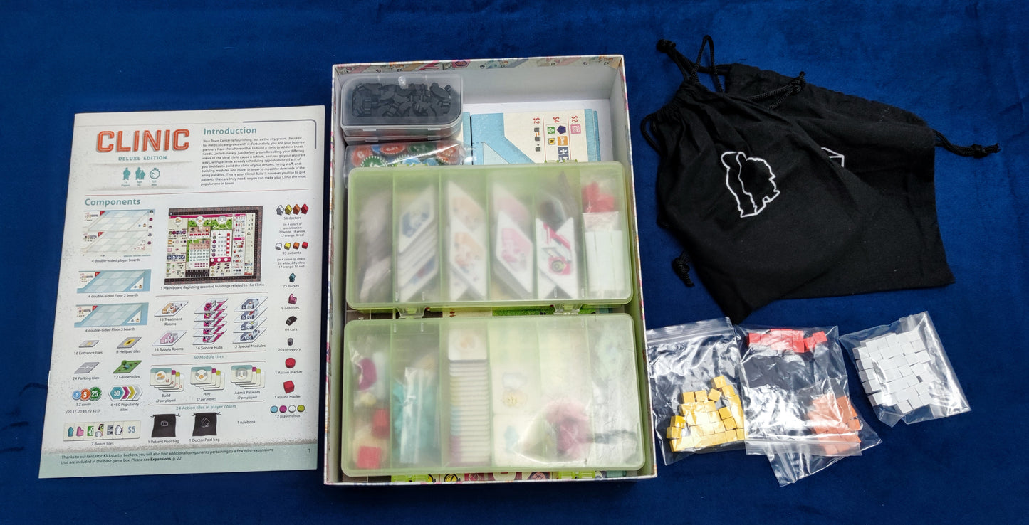 CLINIC - DELUXE EDITION + CLINIC: THE EXTENSION + CLINIC: COVID19 PANDEMIC (Inglés)